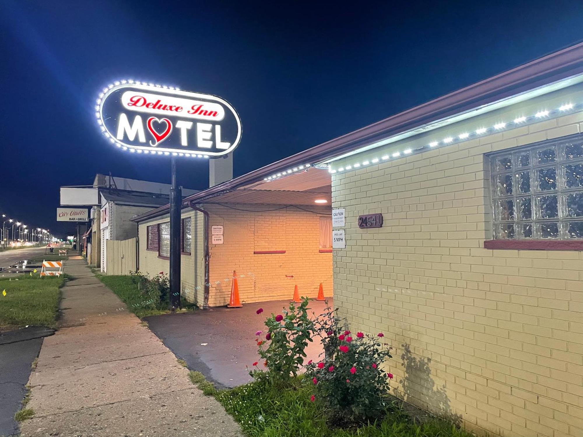 ديترويت Deluxe Inn Motel المظهر الخارجي الصورة